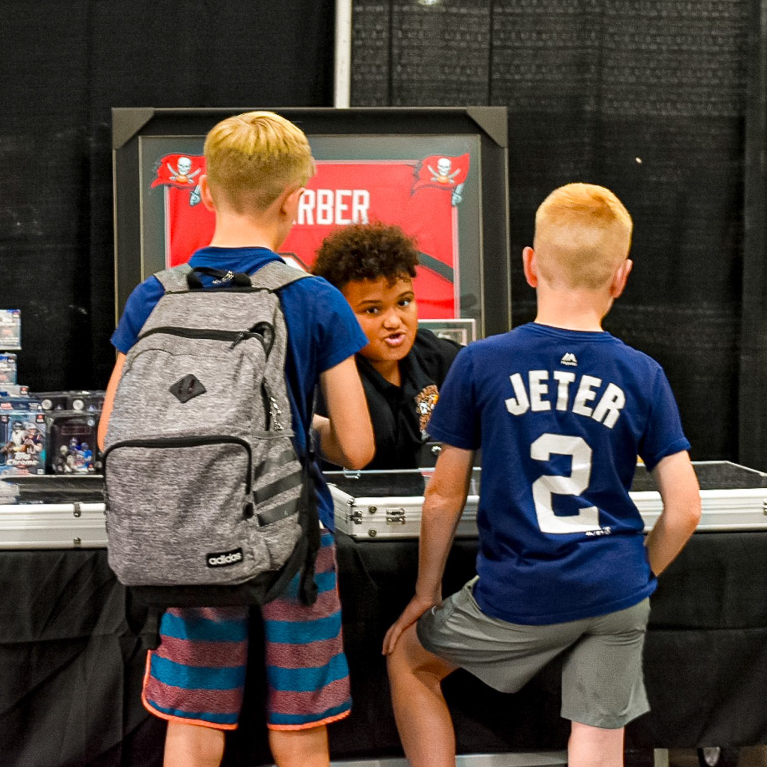 tampa-bay-sports-expo-kids-trading-cards
