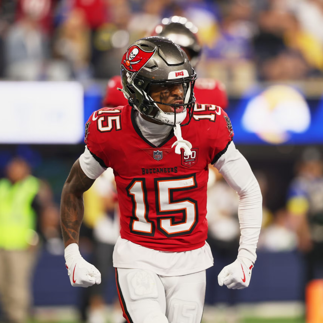 tez-johnson-tampa-bay-buccaneers-football-player